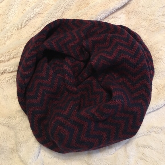 J. Crew Chevron Snood - Picture 2 of 2